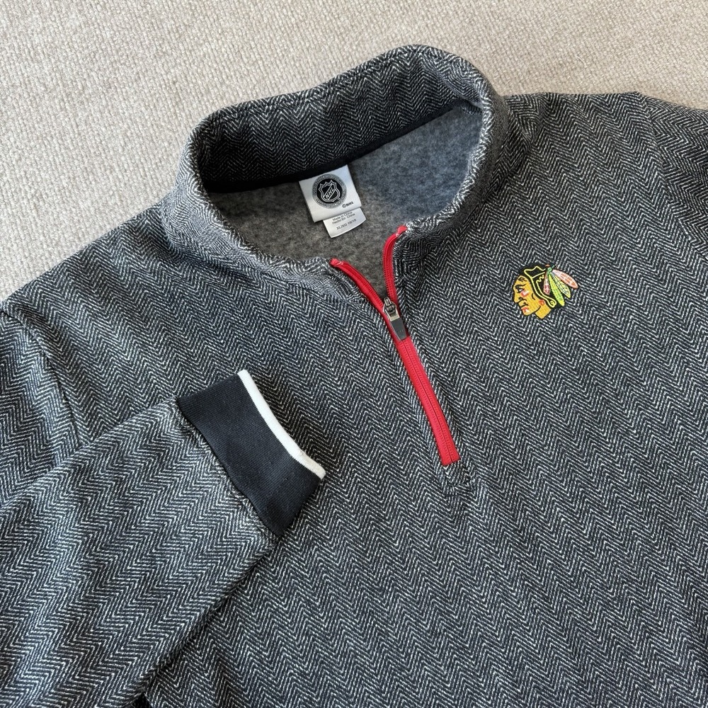 Chicago Blackhawks Men's 1/4 Zip Pullover Fleece Herringbone Gray Size XL - Picture 1 of 8